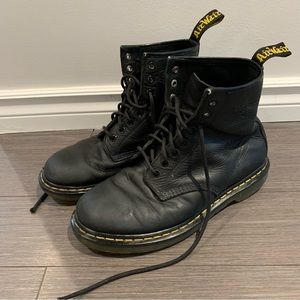 Dr. Marten 1460 Lace Up Boots